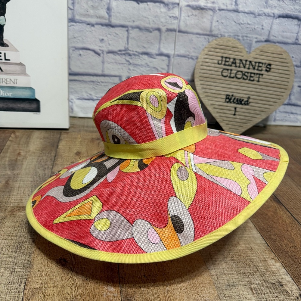 Emilio Pucci
Emilio Pucci Patterned Sun Hat - Picture 2 of 11
